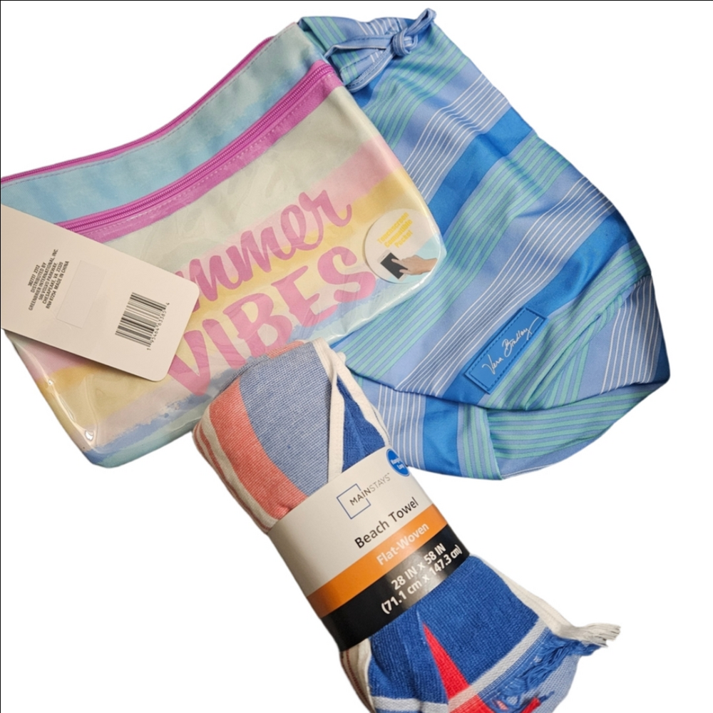 Vera Bradley Summer Vibes Pouch and Towel Set